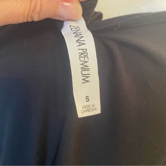 Chic Black Tunic with Elegant Striped Hem - Picture 4 of 4